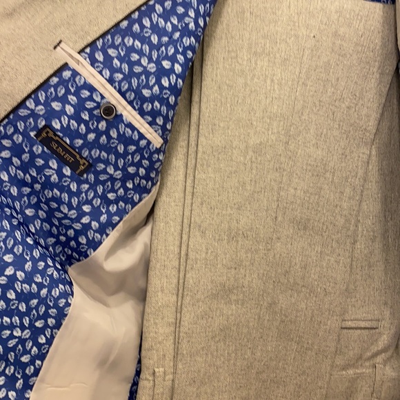 House of Cavani Suit - Picture 5 of 5